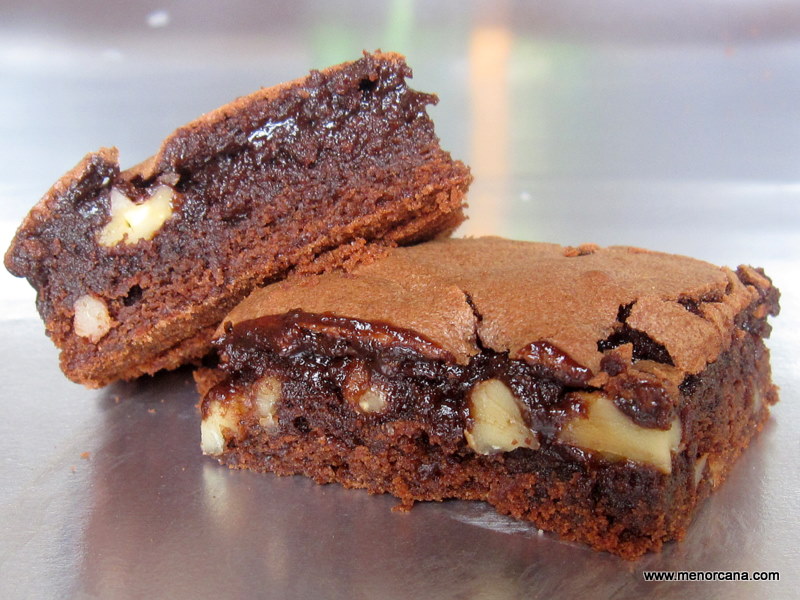 Brownies de chocolate negro y nueces